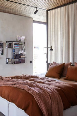 Hannelin Sprei Rust 'n Rose (bruin) -beddengoed winkel 504716 01 3 EnvironmentImage 3bd11e5b50