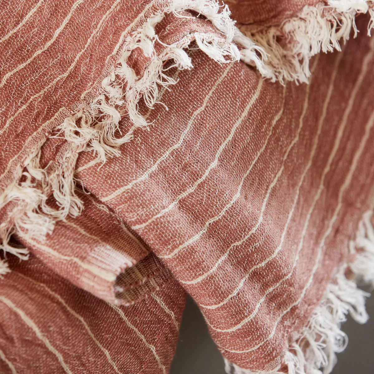 House Doctor Alice Stripe Plaid 140x200 Cm 6 House Doctor Alice Stripe Plaid 140x200 Cm - Afbeelding 4